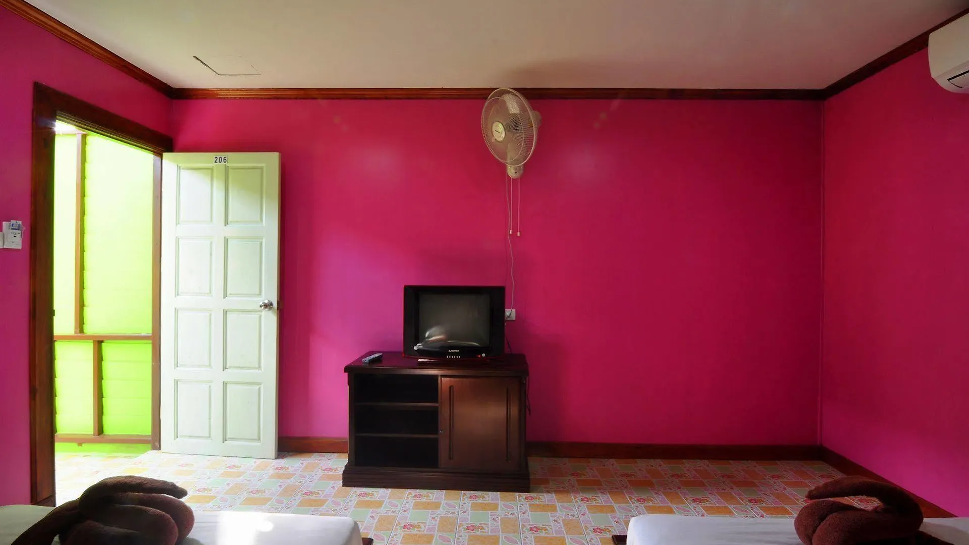 Resort Phi Phi Sand Sea House