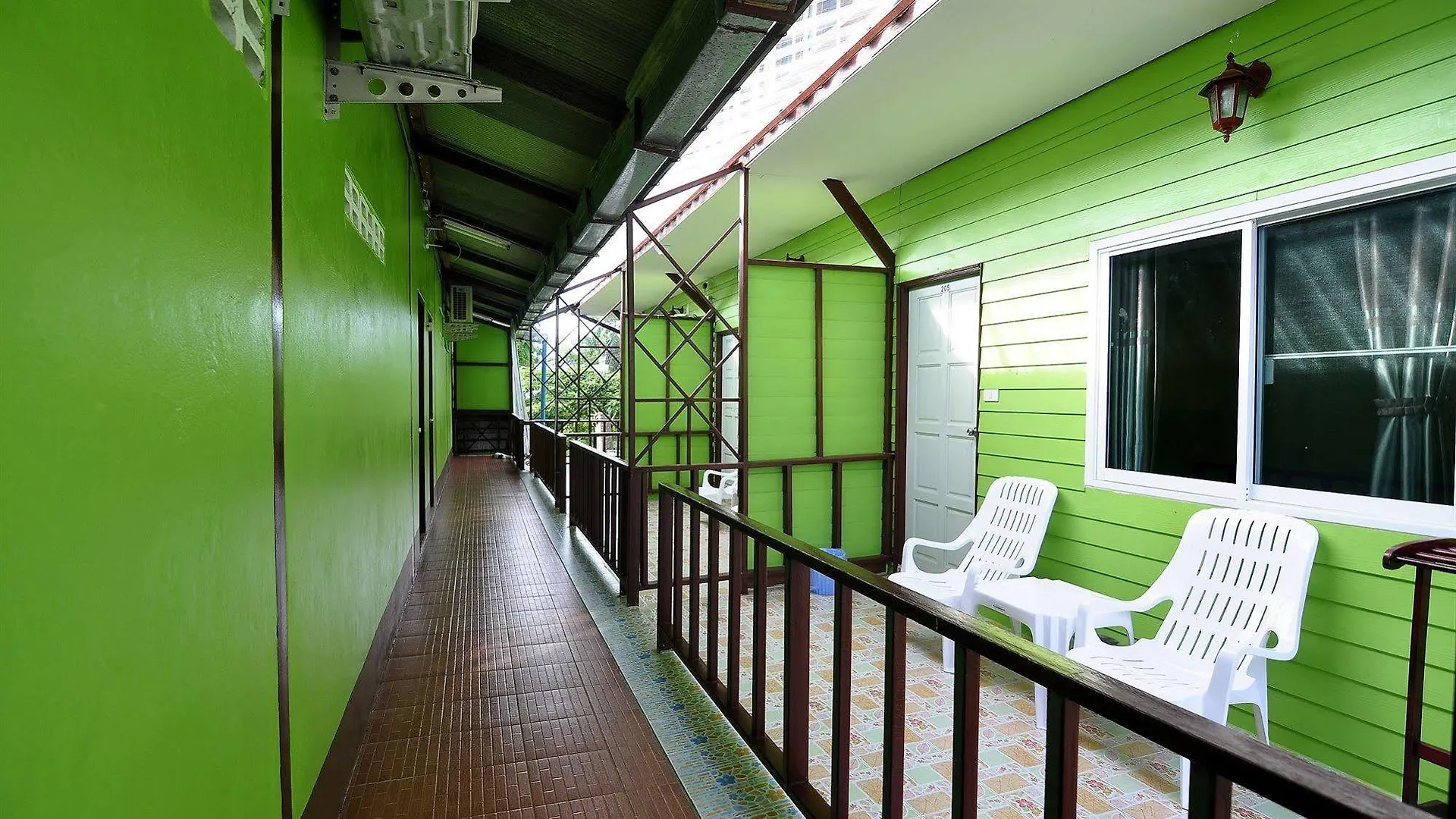Resort Phi Phi Sand Sea House