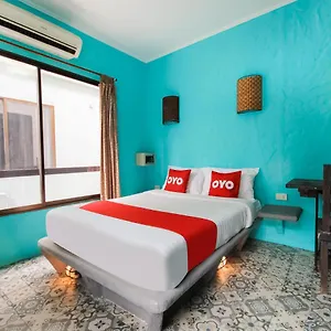 Hotel Oyo 1103 Pirates House
